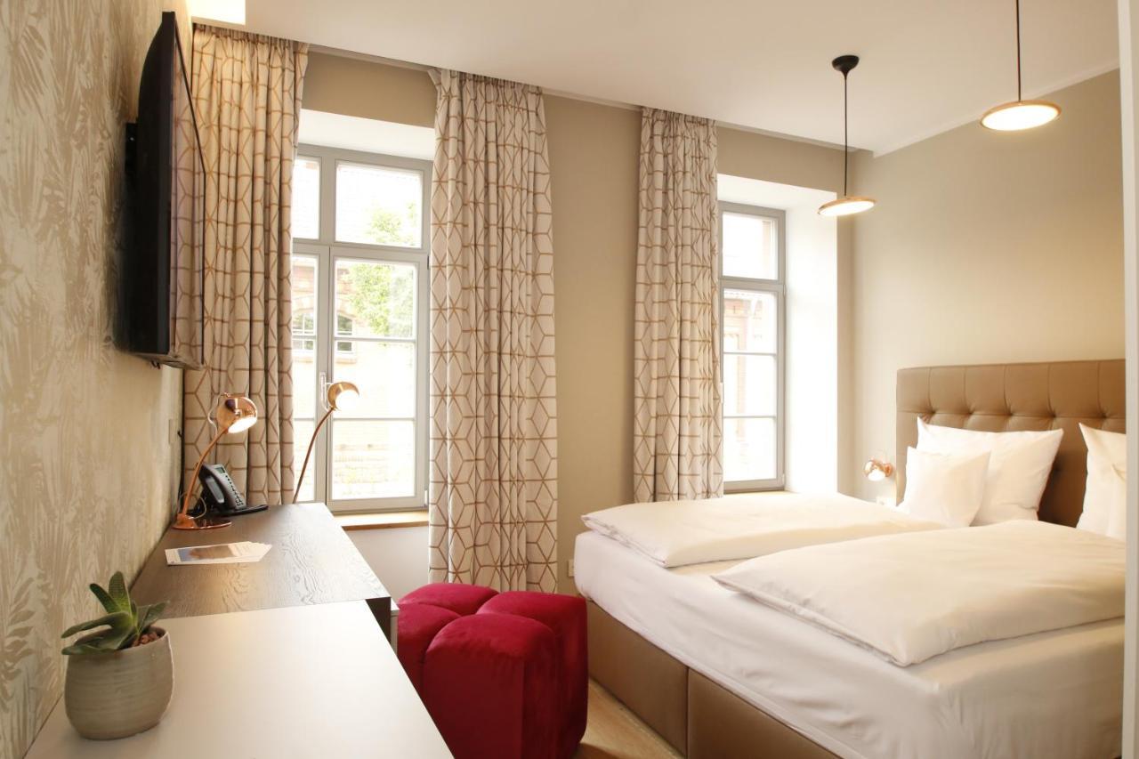 Amelie No 1 Hotel & Appartements Landau in der Pfalz Esterno foto