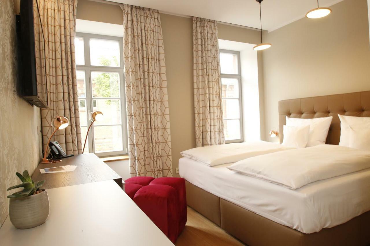 Amelie No 1 Hotel & Appartements Landau in der Pfalz Esterno foto